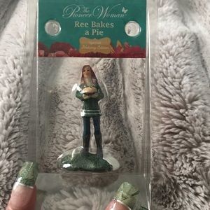 Pioneer Woman Holiday Edition